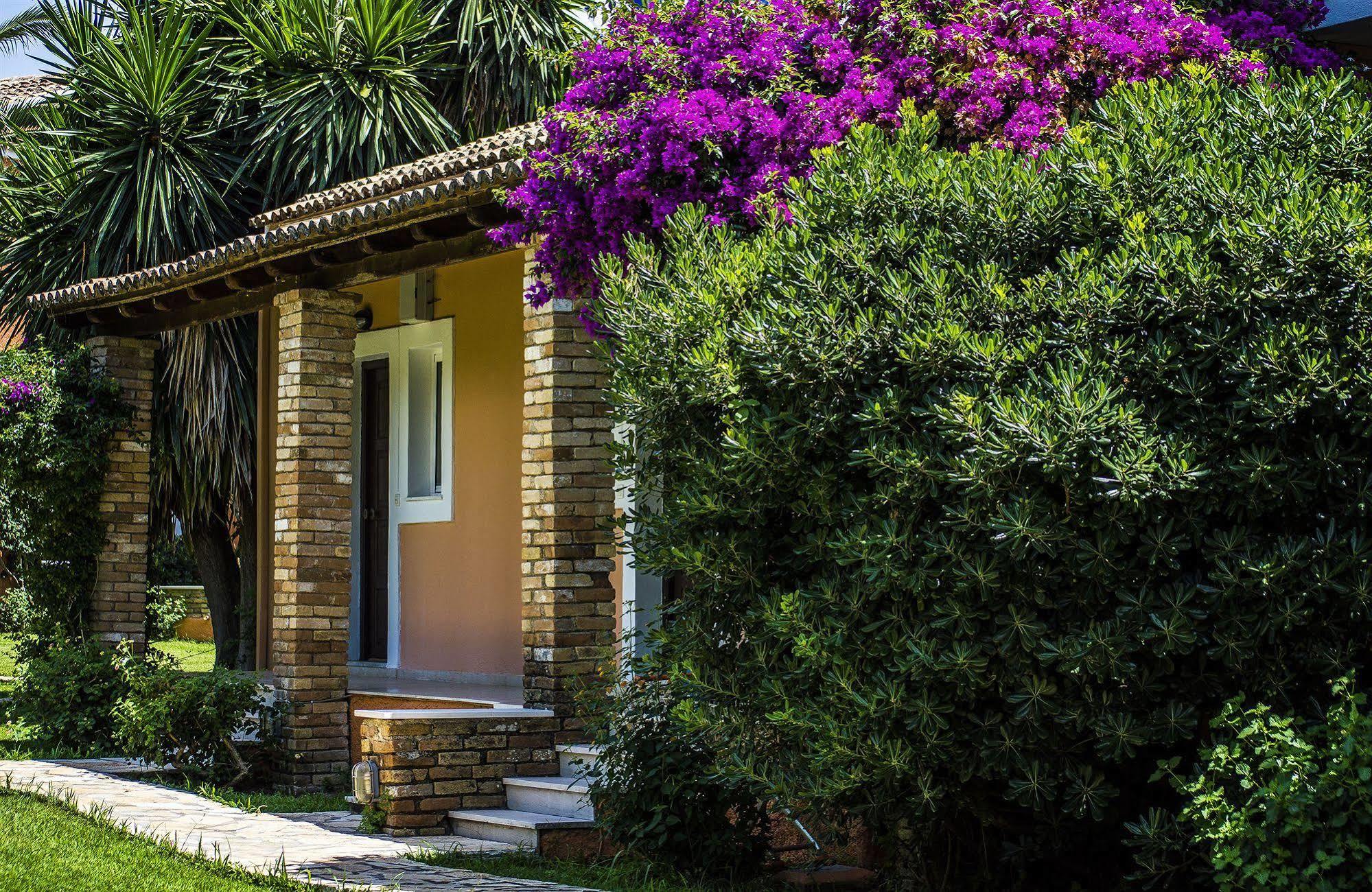 Folies Corfu Town Aparthotel